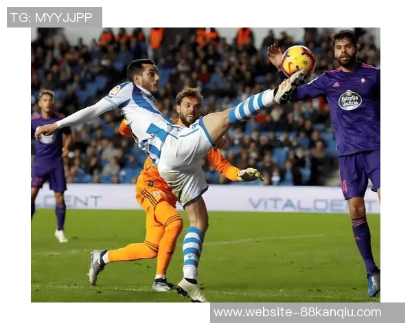 埃瓦尔主场迎战西班牙人力争三分展现球队实力与决心