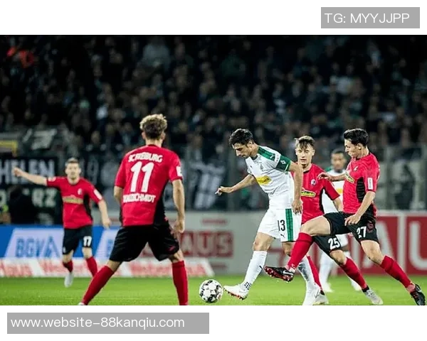 弗莱堡主场迎战汉堡期待精彩对决双方争夺宝贵积分之战